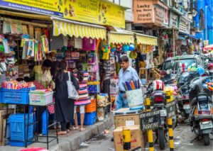 Shopping-Markets-in-Mumbai-