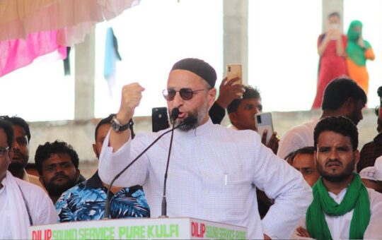 दिल्ली नगर निगम चुनाव: AIMIM के 15 उम्मीदवारों को मैदान में उतारा, ओवैसी ने दिल्ली के मुख्यमंत्री को बताया छोटा रिचार्ज