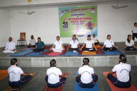 श्री गुरु राम राय विश्वविद्यालय में अंतर्राष्ट्रीय योग दिवस का आयोजन