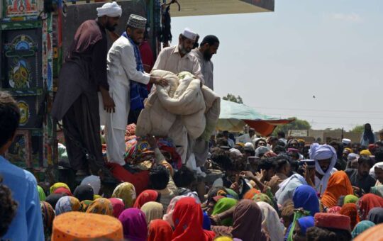 बाढ़ से बर्बाद हुआ पाकिस्तान, भारत से मदद की आस,पीएम मोदी ने जताया था दुख