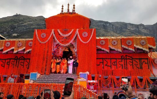 भू-बैकुंठ बदरीनाथ धाम के खुले कपाट; हजारों श्रद्धालु बने पावन अवसर के साक्षी